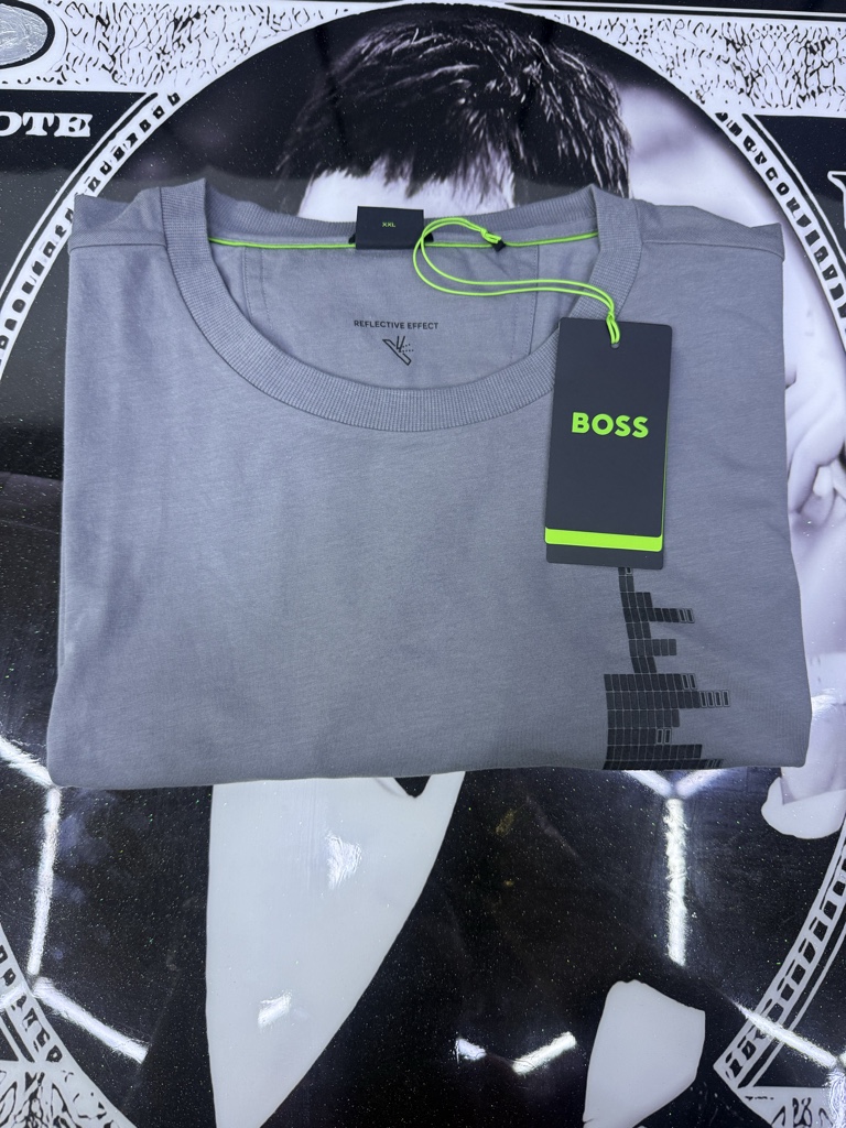 BOSS camiseta gris