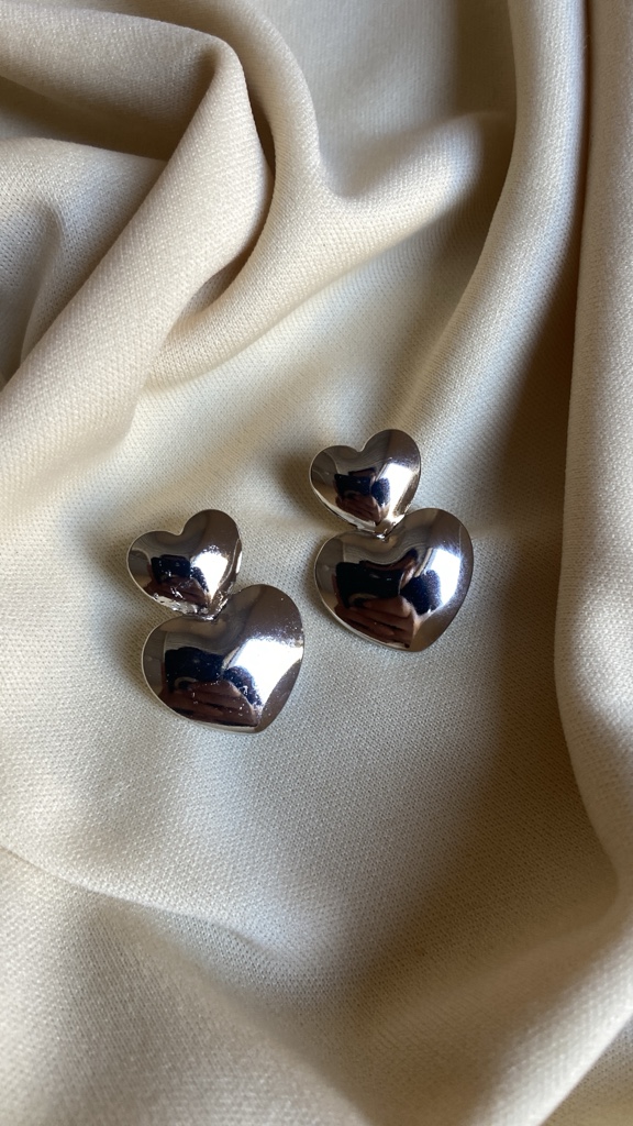 Arete Corazon doble plateado
