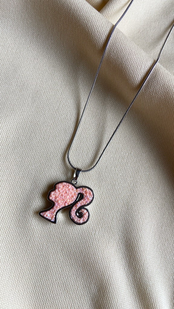 Collar Barbie Plateado