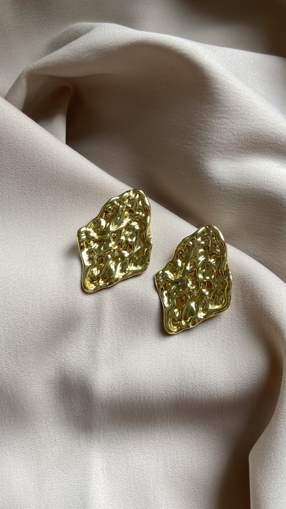 Arete Geométrico dorado