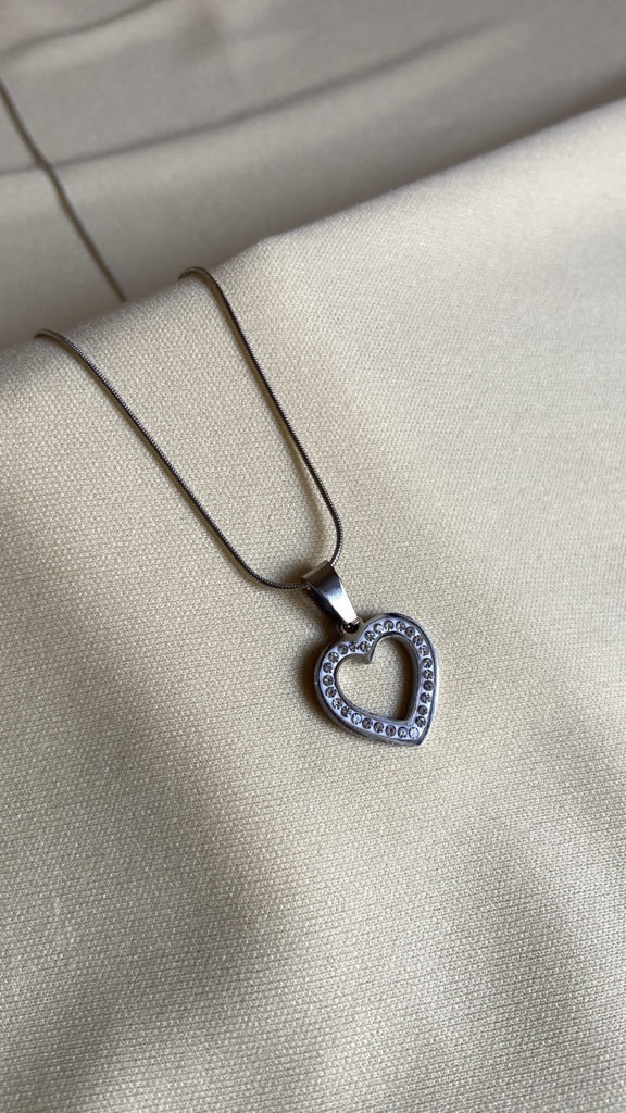 Collar Corazon Brillo plateado