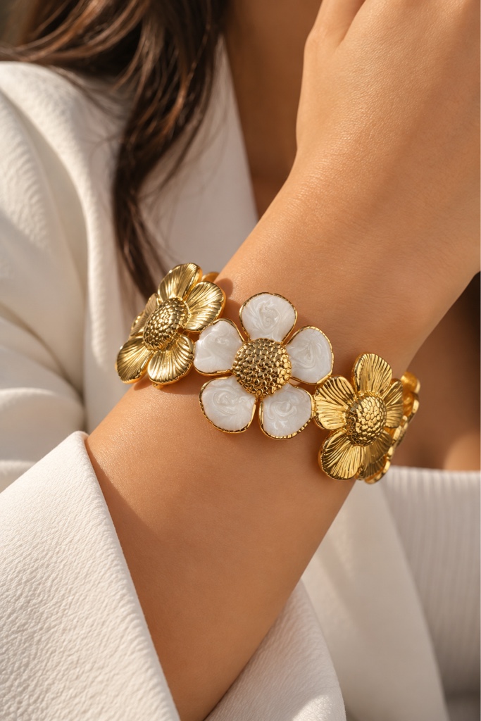 Pulsera dorada flores