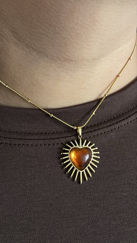 Collar Corazon estrellado marron