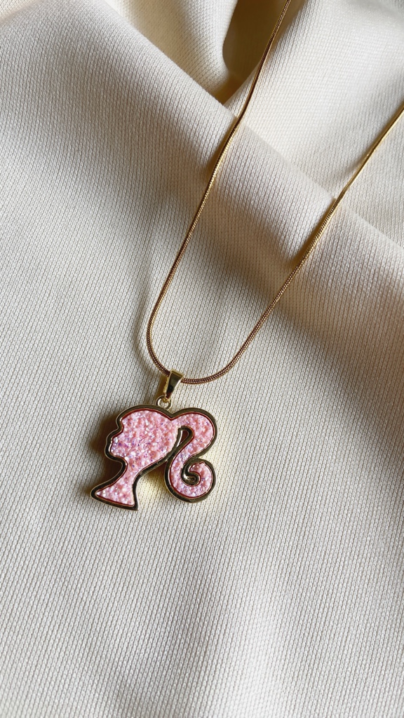 Collar Barbie cadena dorada