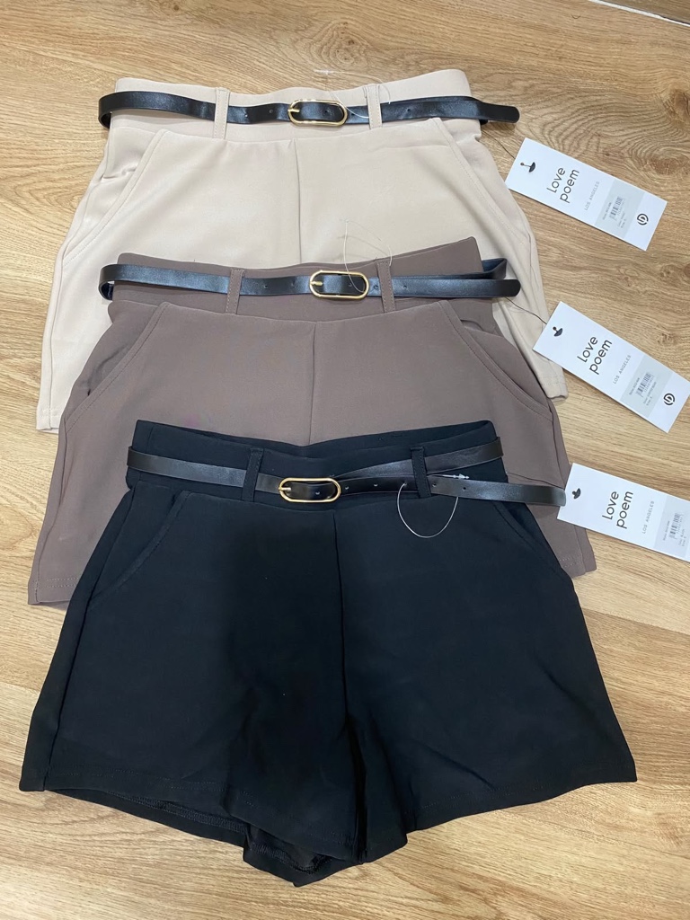 Shorts LOVE POEM