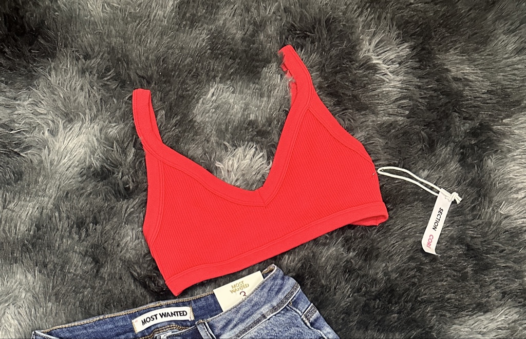 Crop top ANWND rojo
