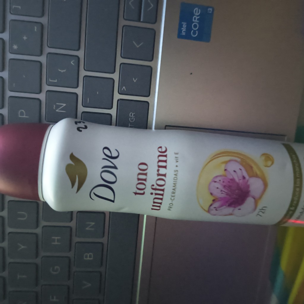 Dove tono uniforme crema