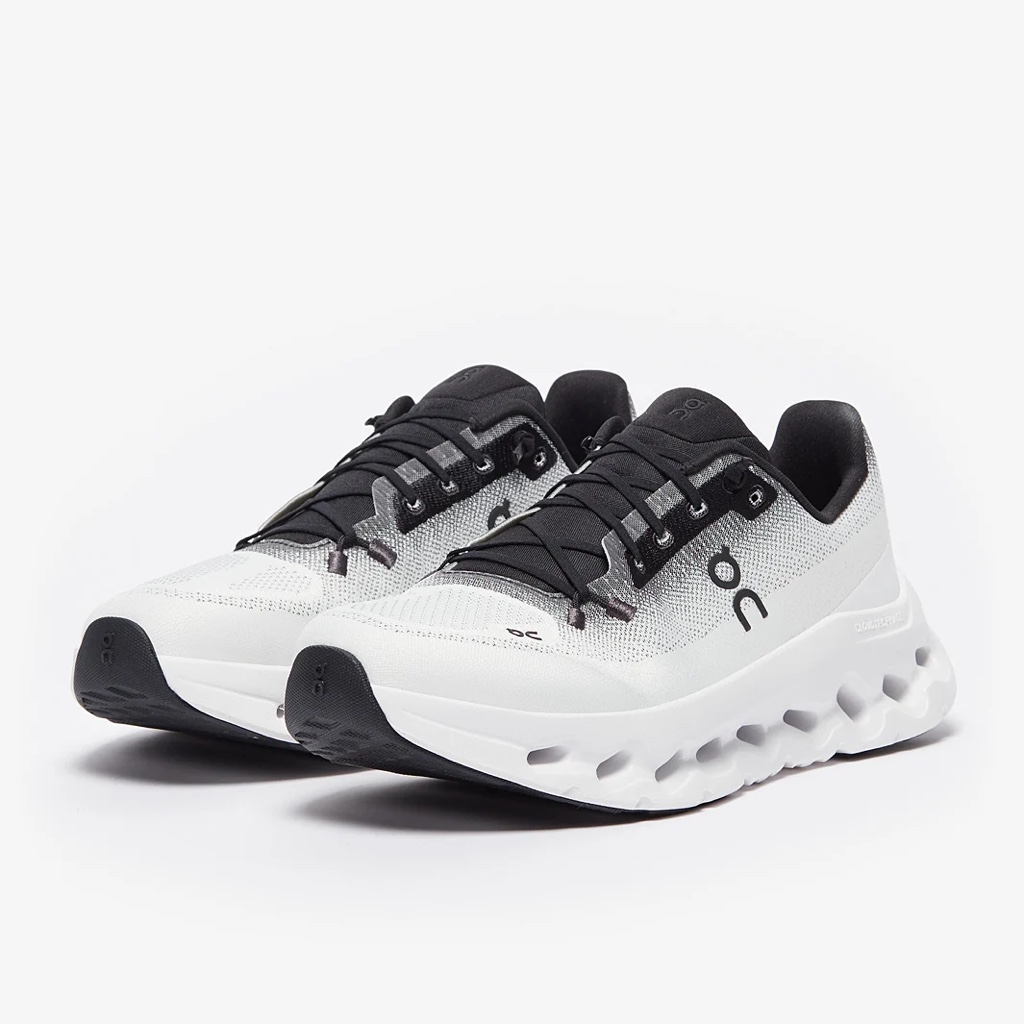 Tenis On Cloud Running