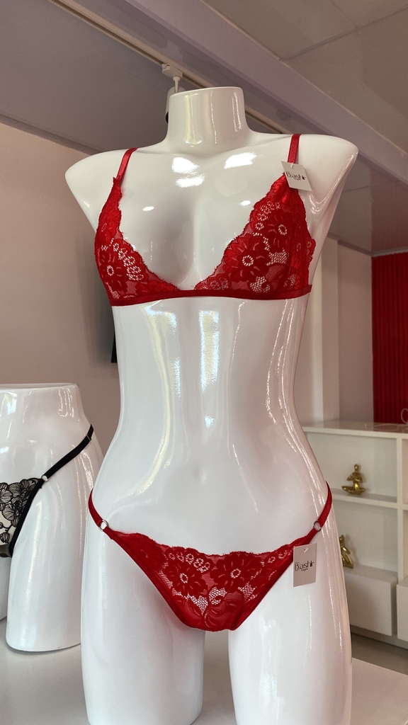 Conjunto básico encaje bralettes