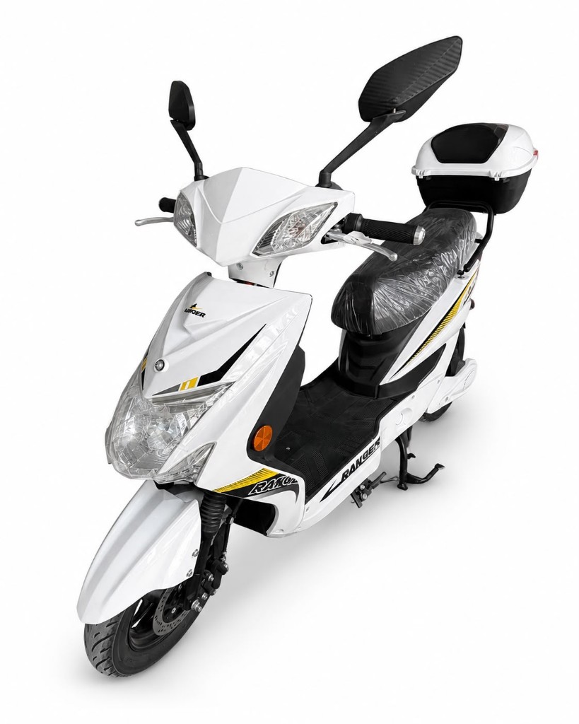 L010002 - SCOOTER RANGER EM24 BLANCO