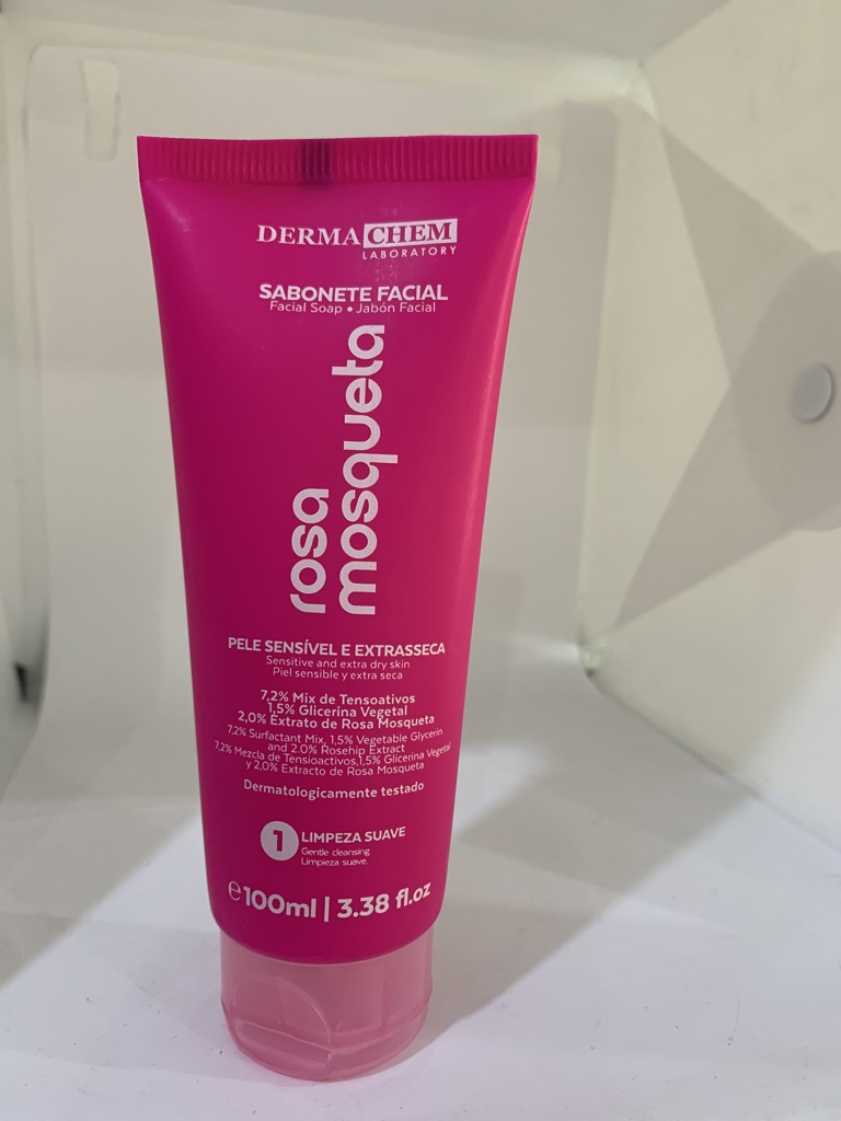 Sabonete facial rosa mosqueta