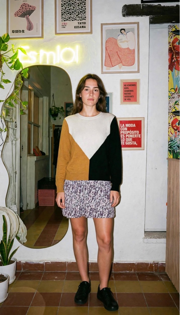 Sueter multicolor geometrico