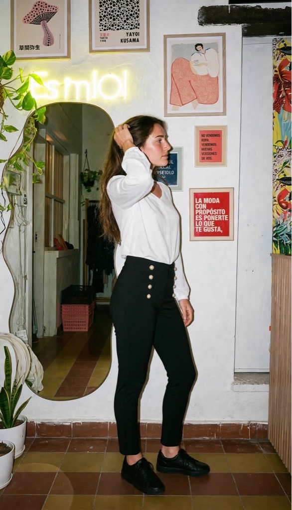 Pantalon negro botones T S