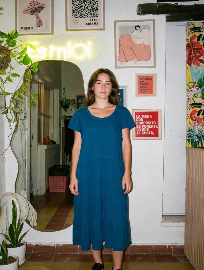 Vestido azul Talle L 268 Grs