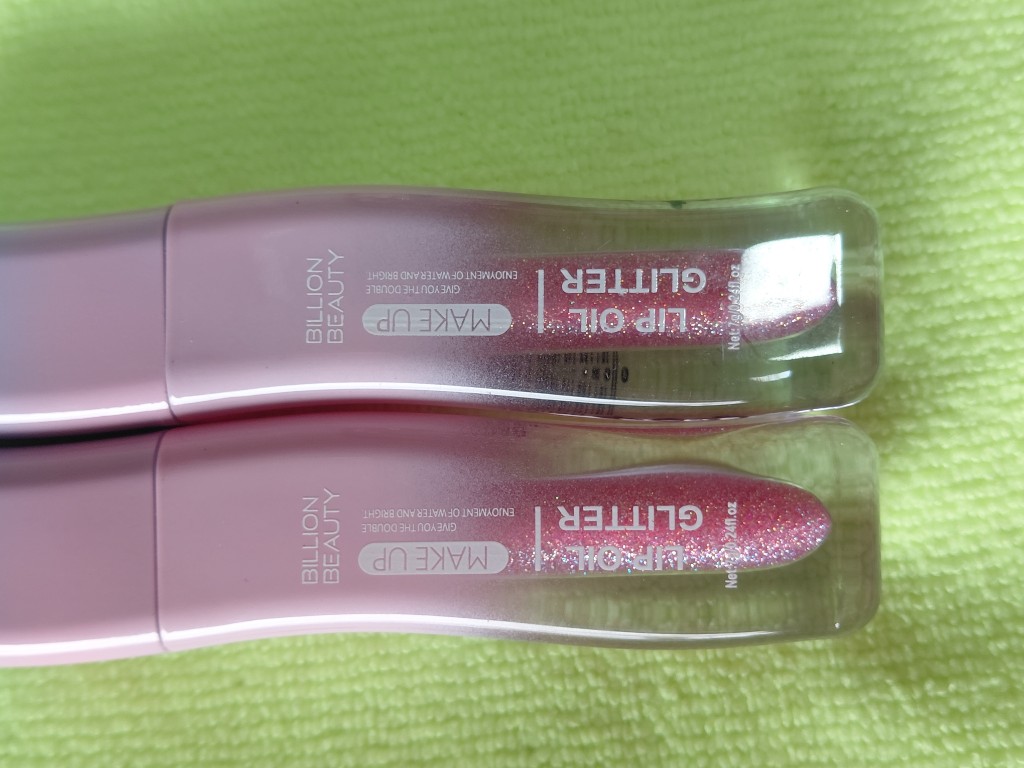 brillo labial con glitter billion