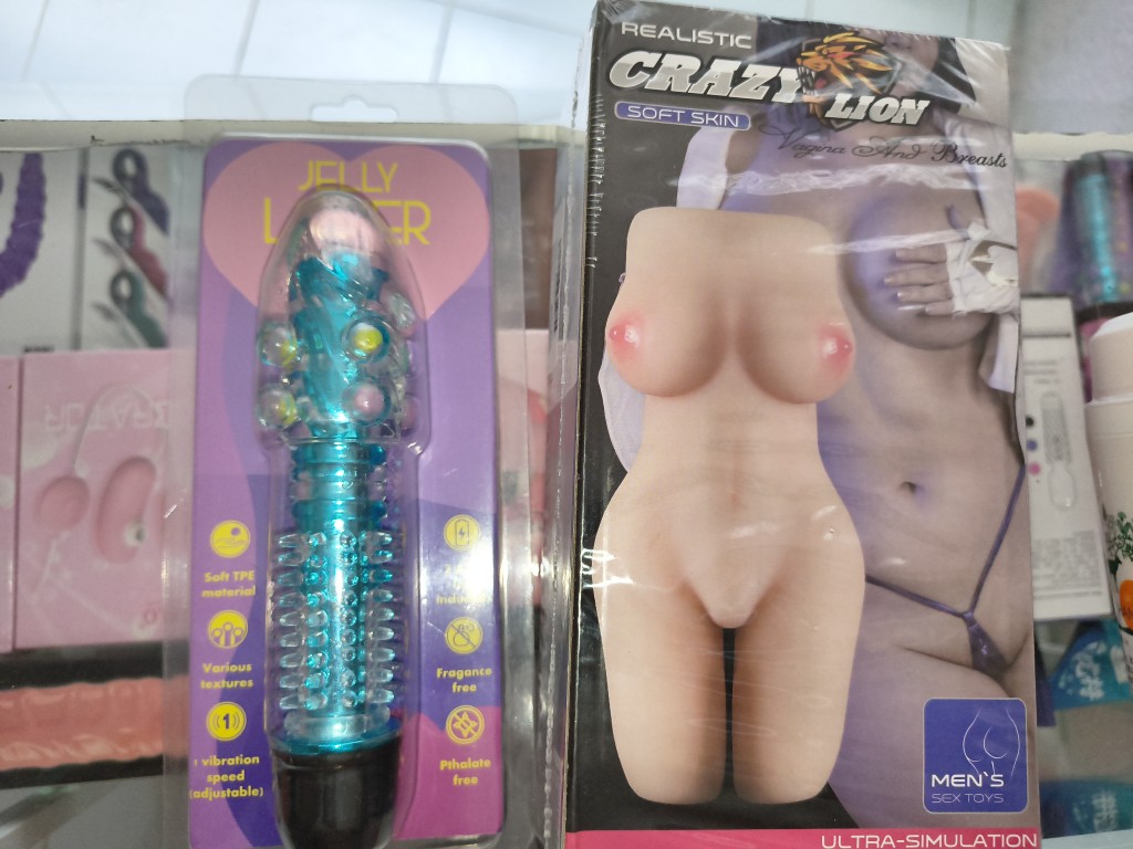 Combo #8 masturbador vaginal con pecho 21 cm vibrador y dildo vibrador de 16 cm para mujer