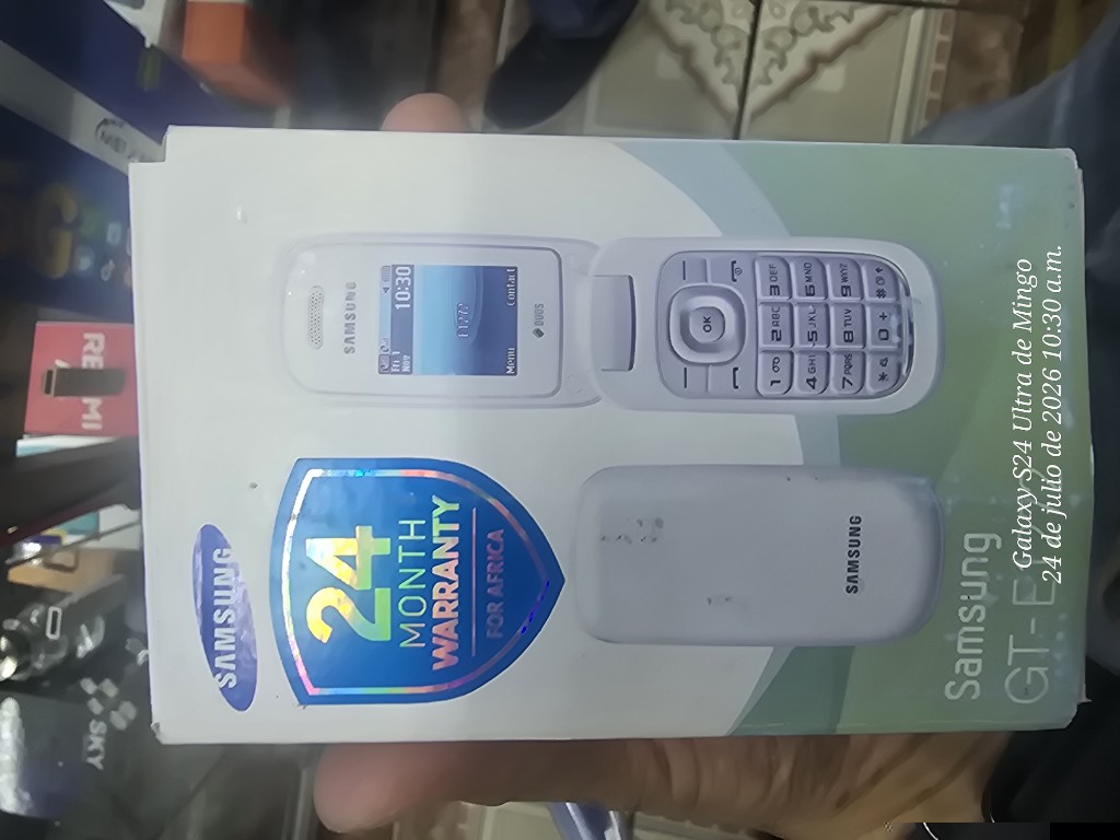 Samsung GT-E1200  NEGRO
