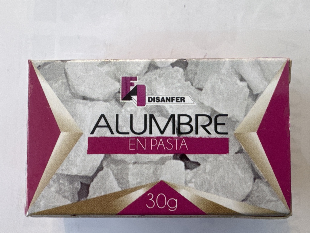 Alumbre en pasta