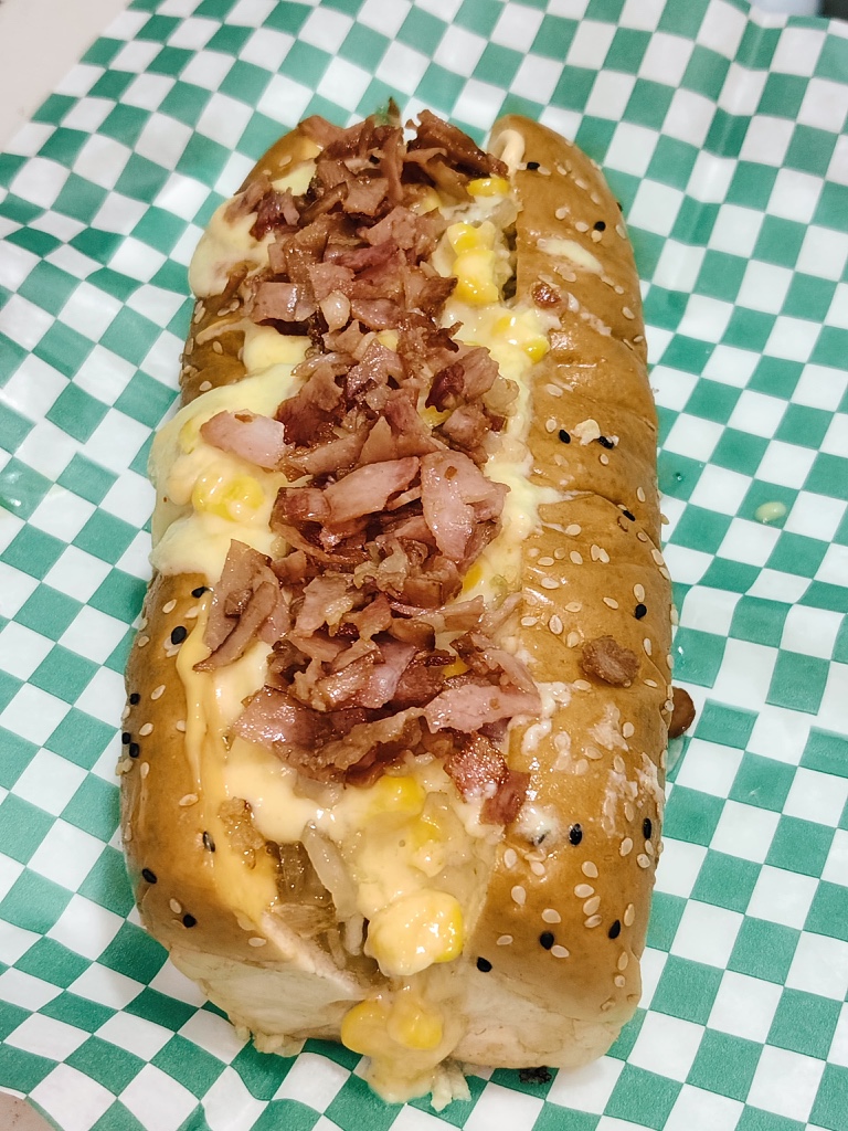 Hot dog bacon