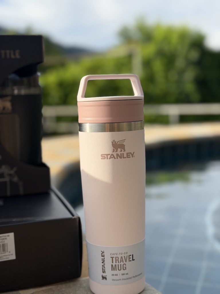 STANLEY Cafe To Go Taza de Viaje de 20 oz | Vaso Térmico | Sin BPA | Cuarzo Rosa