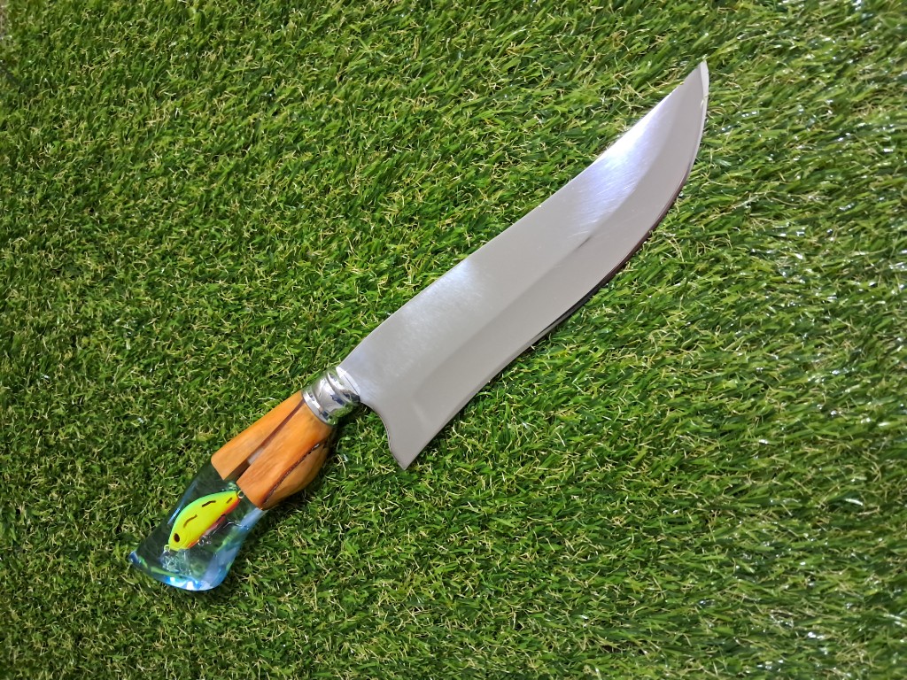 Picanheira 8" - cabo isca - lâmina aço inox 3 mm