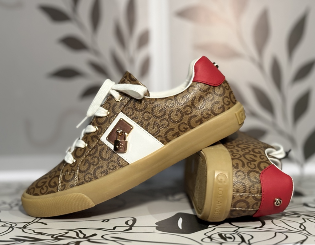 Zapatillas GBG Guess talla 7.5