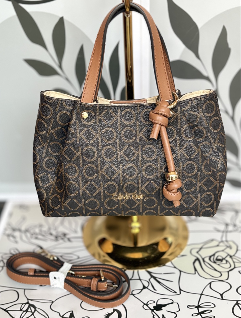 Bolso de mano/ Crossbody CK Monogramiado