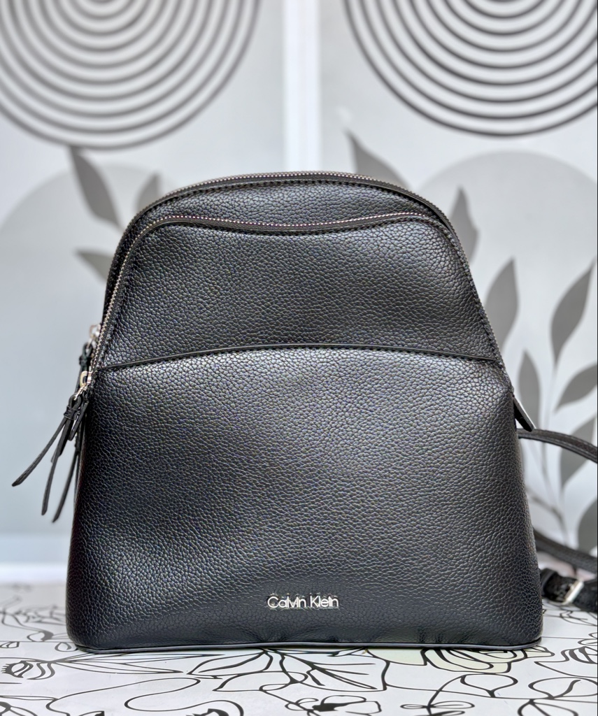 Mochila CK modelo cúpula