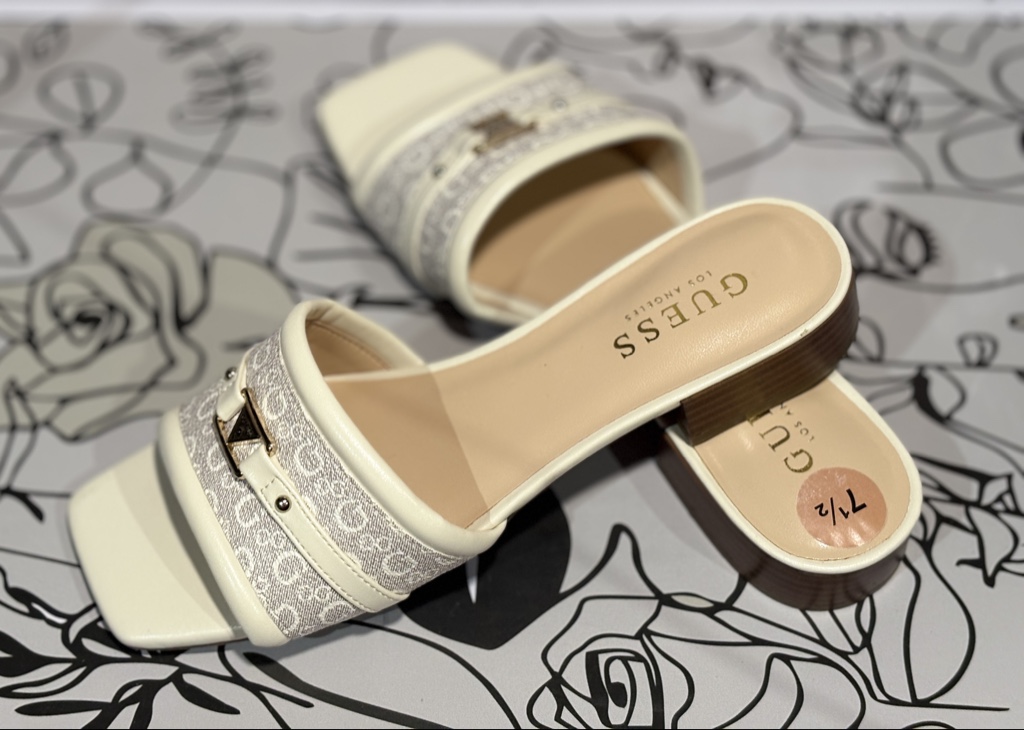 Sandalias Silde Guess talla 7.5