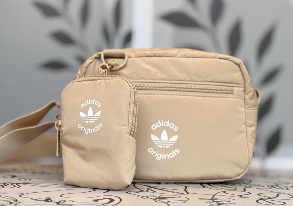 Crossbody Puffer deportiva Adidas L