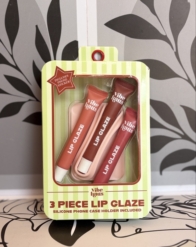 set de brillo labial x3- Incluye un práctico soporte de silicona adhesivo para tu celular 📲
