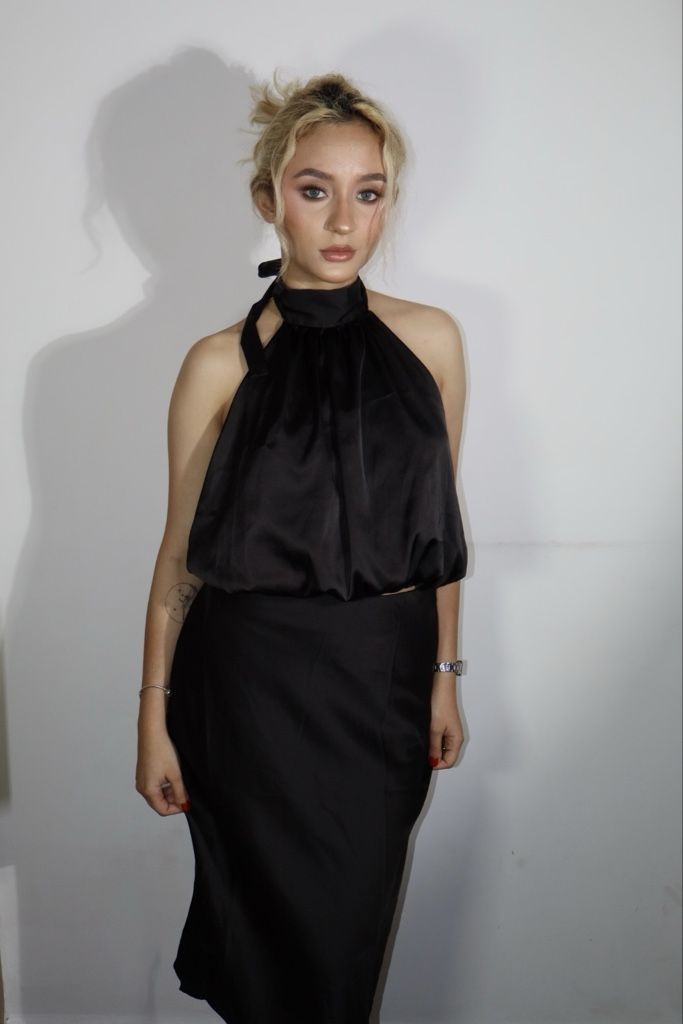 Falda y top de satin