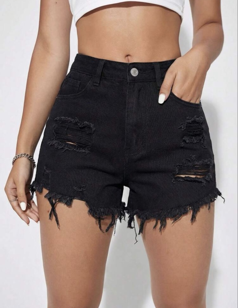 Shorts negros de jean rasgados
