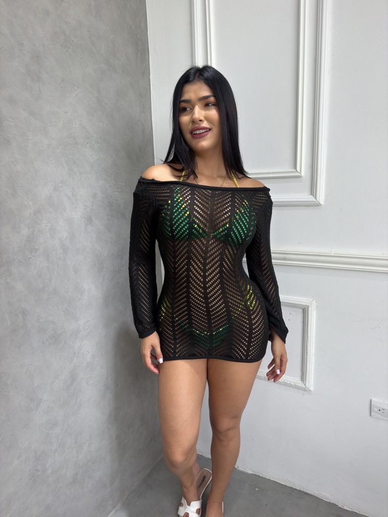 Vestido negro tejido playero