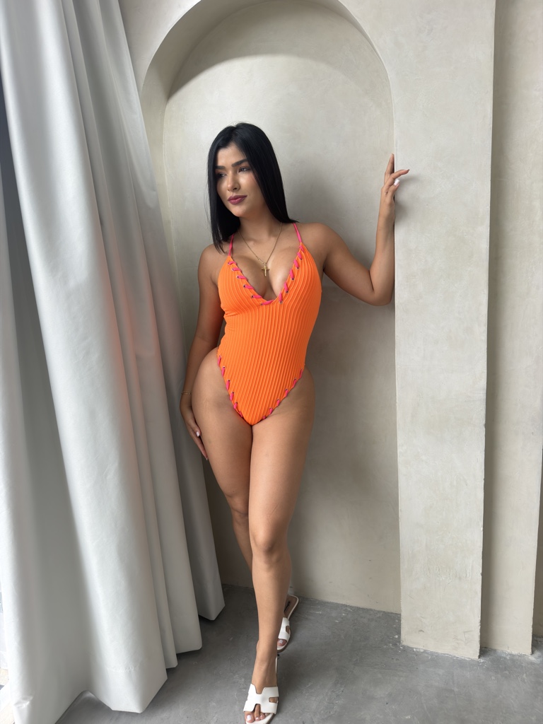 Vestido de baño naranja