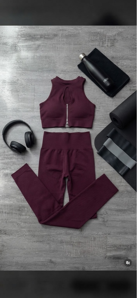 Set deportivo vino tinto
