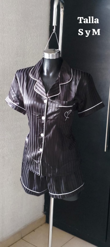 Pijama negro rayas