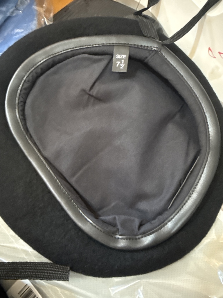 Boina negro 71/2