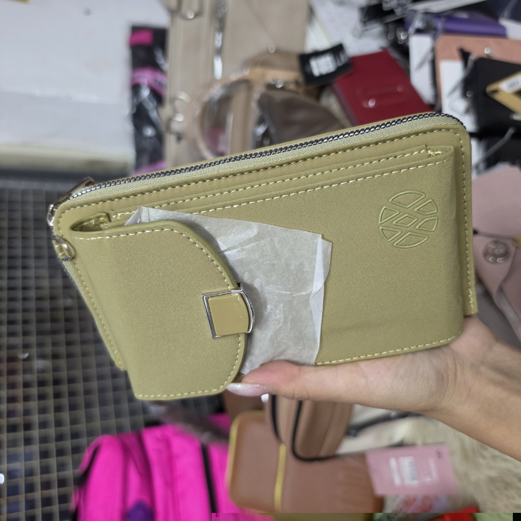 Marron billetera tarjetero
