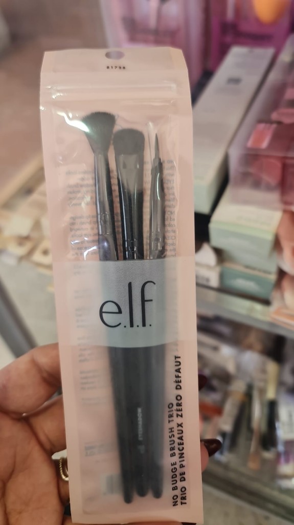 Elf Brochas de ojos