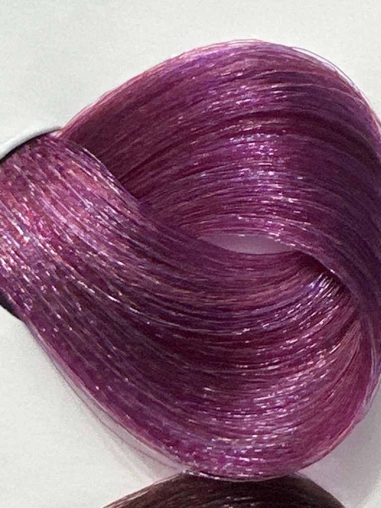 7.7 Atricos rubio violeta
