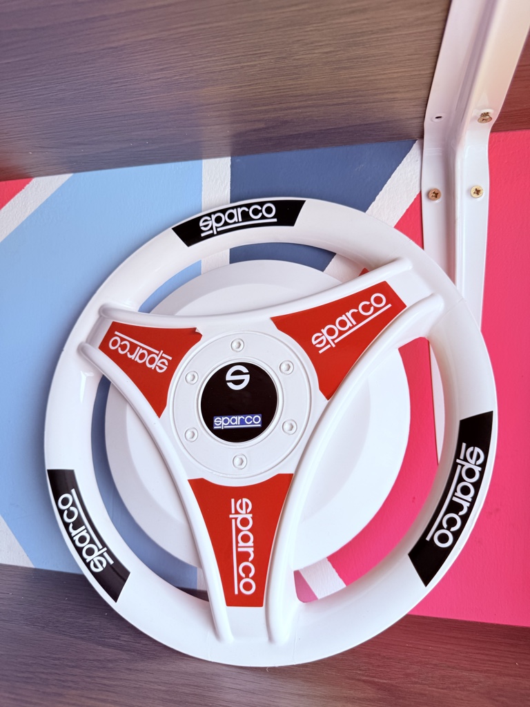 Tapa de llanta con stikers