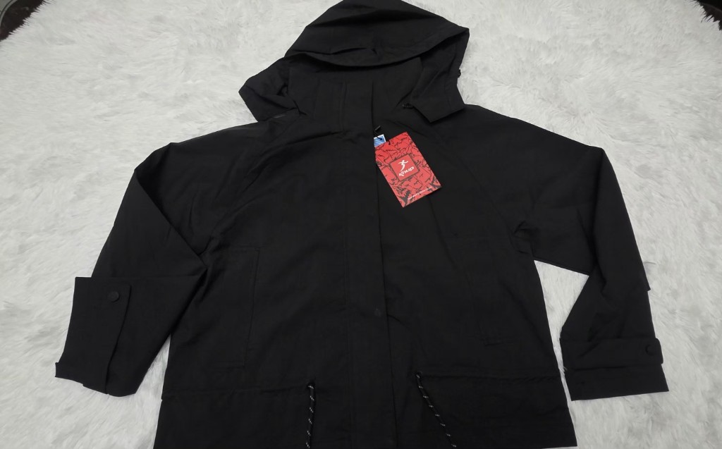 Campera rompeviento impermeable mujer