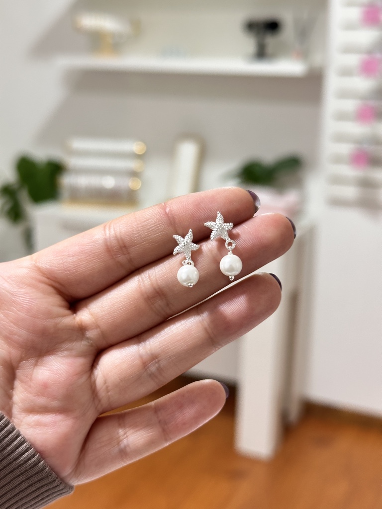 Aros estrella de mar con perla