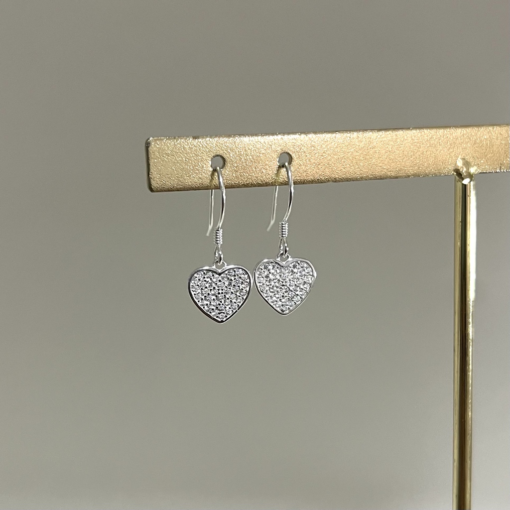 Aros gancho corazón con microcircones