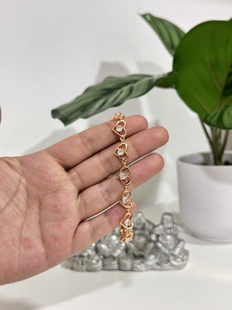 Pulsera corazones con circones