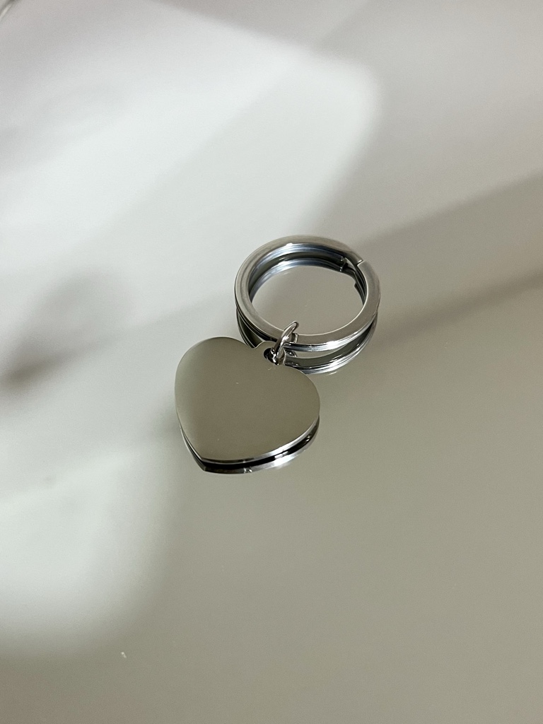 Lavero corazón simple personalizado