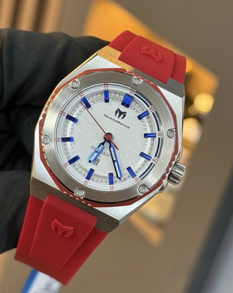 Technomarine Legacy 36mm "Rojo"