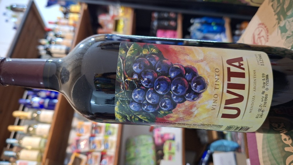 Uvita vino tinto botella