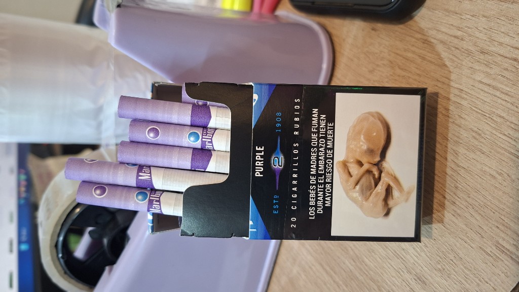 Cigarrillo Marlboro Purple